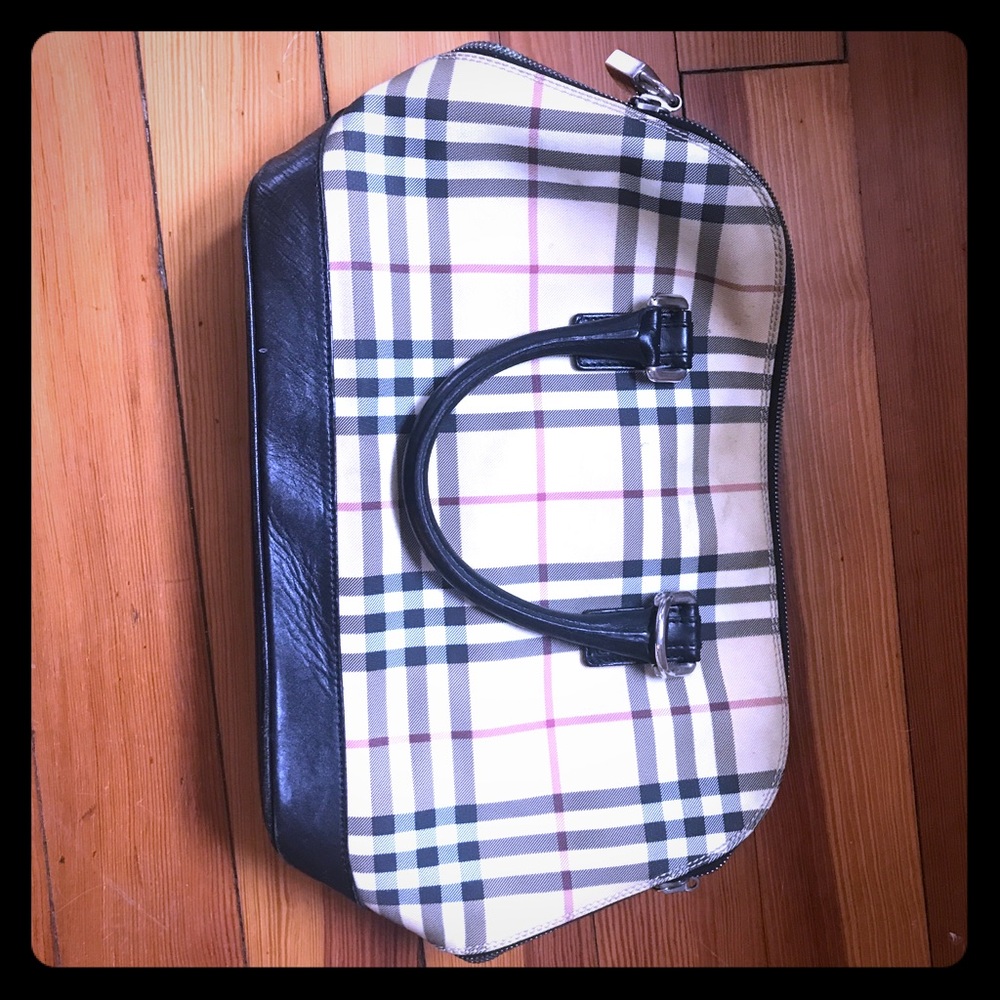 Burberry Purse